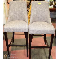 PAIR OF WOOD AND GREY FABRIC SHOWHOME BAR STOOLS