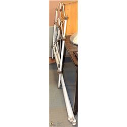 VINTAGE SINGLE WROUGHT IRON BED (PAINTED WHITE)