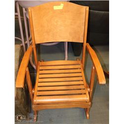 VINTAGE WOOD FOLDING ROCKING ARM CHAIR