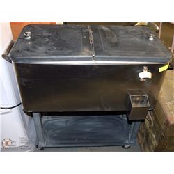 ROLLING COOLER.