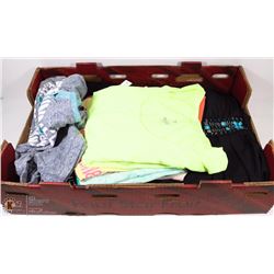 13 PCS OF LADIES CLOTHING SIZE LARGE, INCLUDES