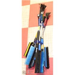 BUNDLE OF SNOW BRUSHES.