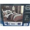 Image 1 : New Carlton King Size comforter