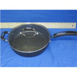 New The Rock 11" deep fry pan
