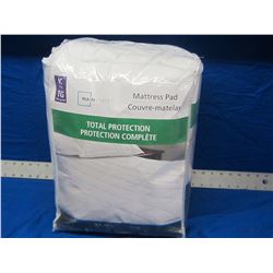 New Mainstays King mattress pad