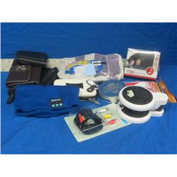 Box of misc. 3 wallets/3 pair glove