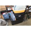 Image 1 : LOT OF STORAGE TOTES