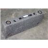 Image 3 : SUBWOOFER BOX WITH PYRAMID SUBS