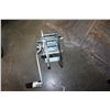 Image 2 : 2000LB ALL PURPOSE NEW HAND WINCH