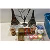 Image 2 : TOTE OF TEALIGHT AND CANDLE HOLDERS