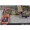 Image 1 : BOX OF VINTAGE LIFE AND POPULAR MECHANIC MAGAZINES