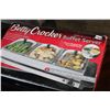 Image 2 : BETTY CROCKER FOOD WARMER AND DRINK DISPENSER