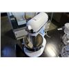 Image 1 : WHITE KITCHEN AID STAND MIXER PROFESSIONAL HD WITH STAINLESS BOWL