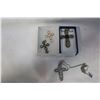 Image 1 : LOT OF CROSSES