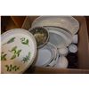 Image 1 : BOX OF WHITE DISHES