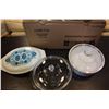 Image 1 : BOX OF PYREX BAKEWARE