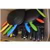 Image 1 : BOX OF KNIVES IN BLOCKS AND CUTTING BOARDS