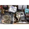 Image 3 : TRAY OF VINTAGE CAMERA AND ELECTRONICS