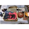 Image 1 : BOX OF PURSES AND METGAL DECOR AND BOS OF SPORTS BALLS AND SWORD