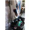 Image 3 : LARGE HOCKEY BAG, WITH HOCKEY GEAR AND STICKS
