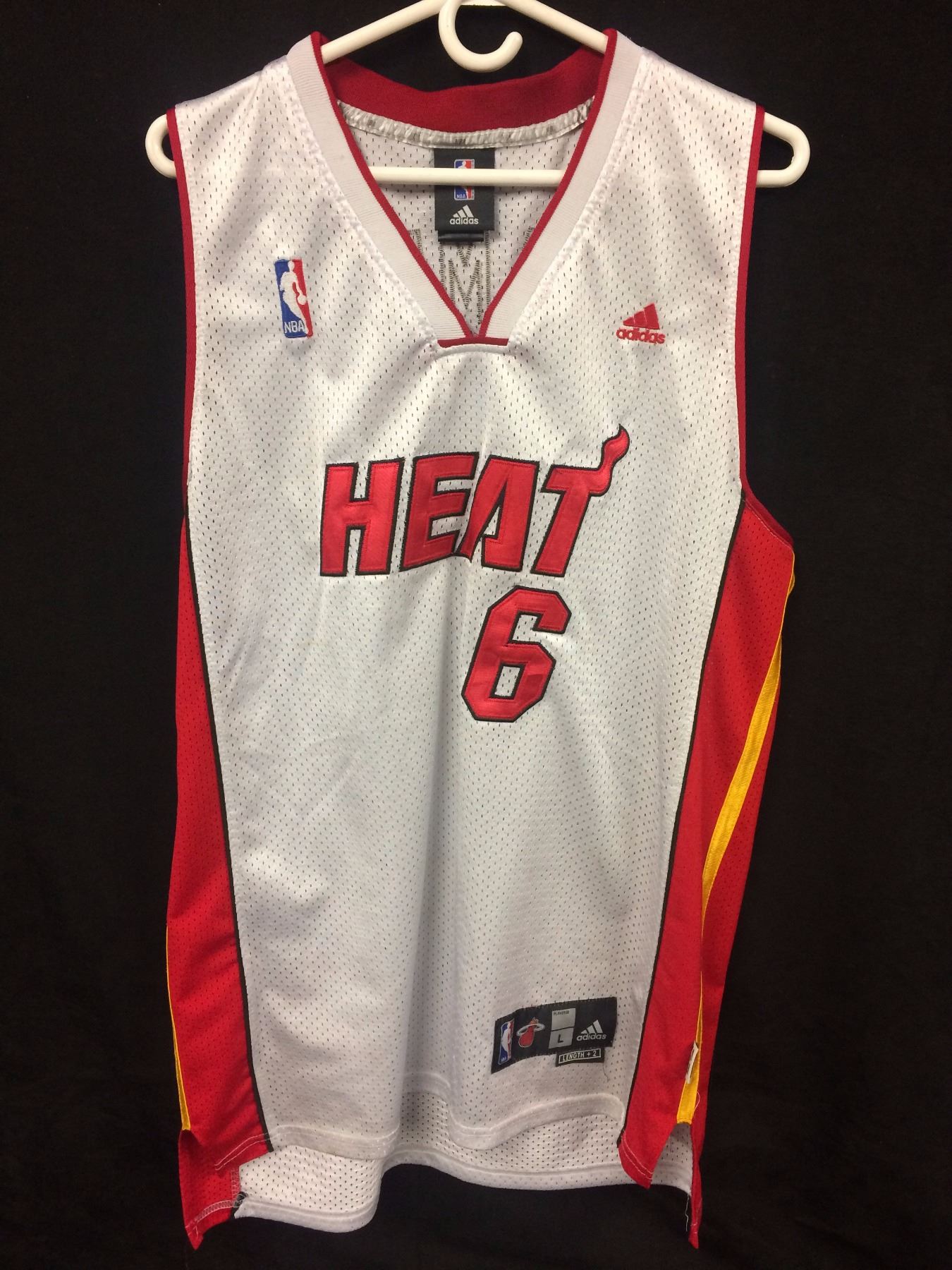 LEBRON JAMES MIAMI HEAT BASKETBALL JERSEY