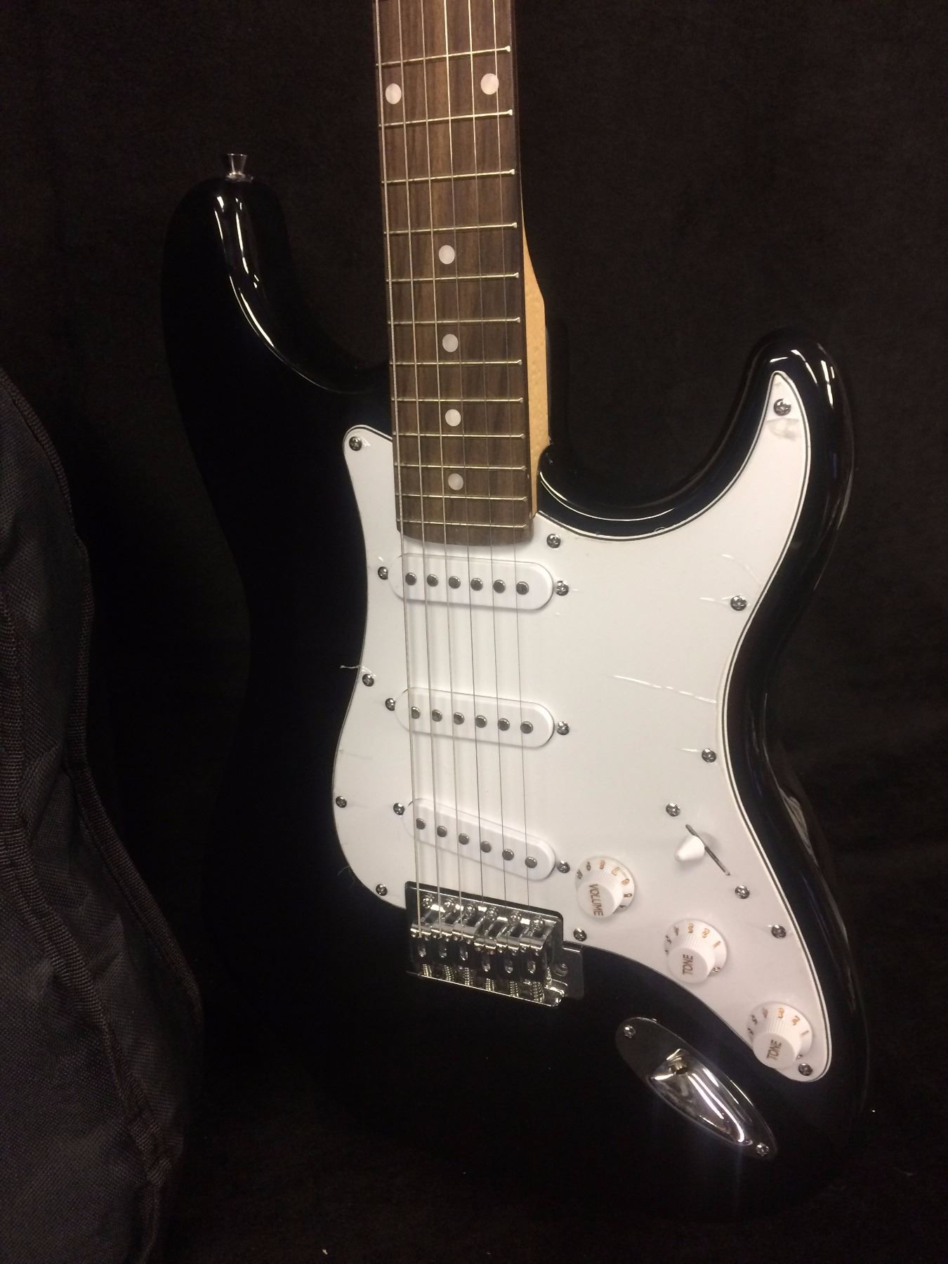 GWL WASHBURN LTD ELECTRIC GUITAR W/ CASE