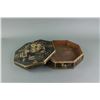 Image 2 : Chinese Gilt Black Lacquer Box w/ Ji Xiang Tang Mk