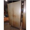 Image 10 : Heavy Duty Steel Cabinet