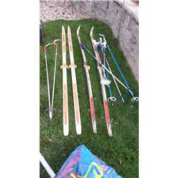 Fiberglass Cross Country Ski’s With Poles