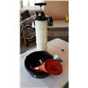 Image 2 : Oil Trays, Oil Pump, Funnels
