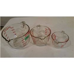 Pyrex Measuring Cups, Set Of 3
