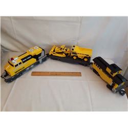 Caterpillar Train Set w/Dump Truck & Dozer