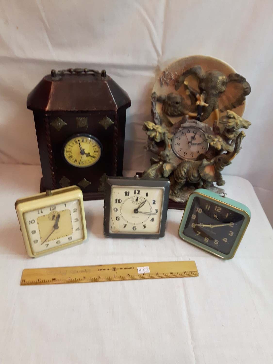 Clocks Elephant(Works),Wooden House(Works)&3 Vintage Alarm Clocks(Not