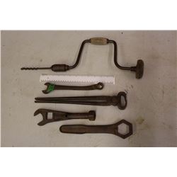 Lot of Old Tools (4)