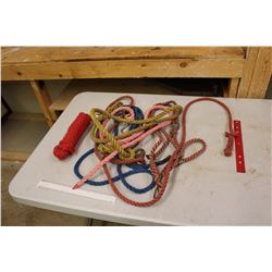 Unused Lead Shank W/ Multiple Lead Shanks And Rope