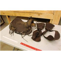 Older Kids Saddle, Detached Stirrups