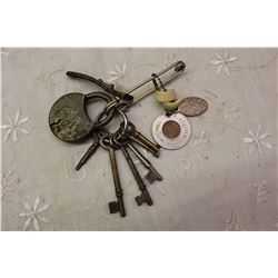 Lot Of Skeleton Keys And A Lock