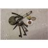 Image 1 : Lot Of Skeleton Keys And A Lock