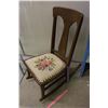 Image 1 : Vintage Rocking Chair