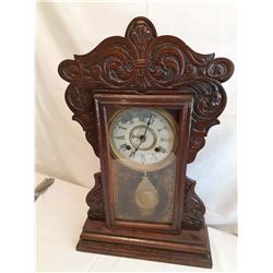 Vintage Wooden New Haven Clock
