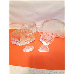 6 Etched Crystal Pieces