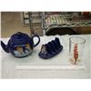 Image 2 : Lot Of Advertising Related (Tetly Teapot And Teabag Holder, Robinhood Glass)