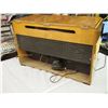 Image 5 : Vintage Arcadis Radio Receiver And Records Player, Not Working