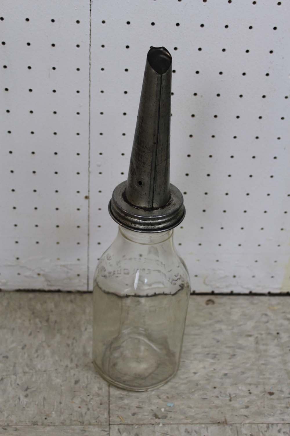 1 Quart Antique Oil Bottle w/Spout