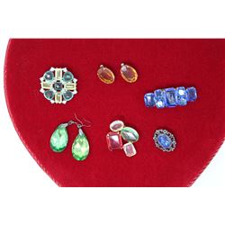 Glass & Crystal Jewellery: Brooches (4)& Earrings (2 Pairs)