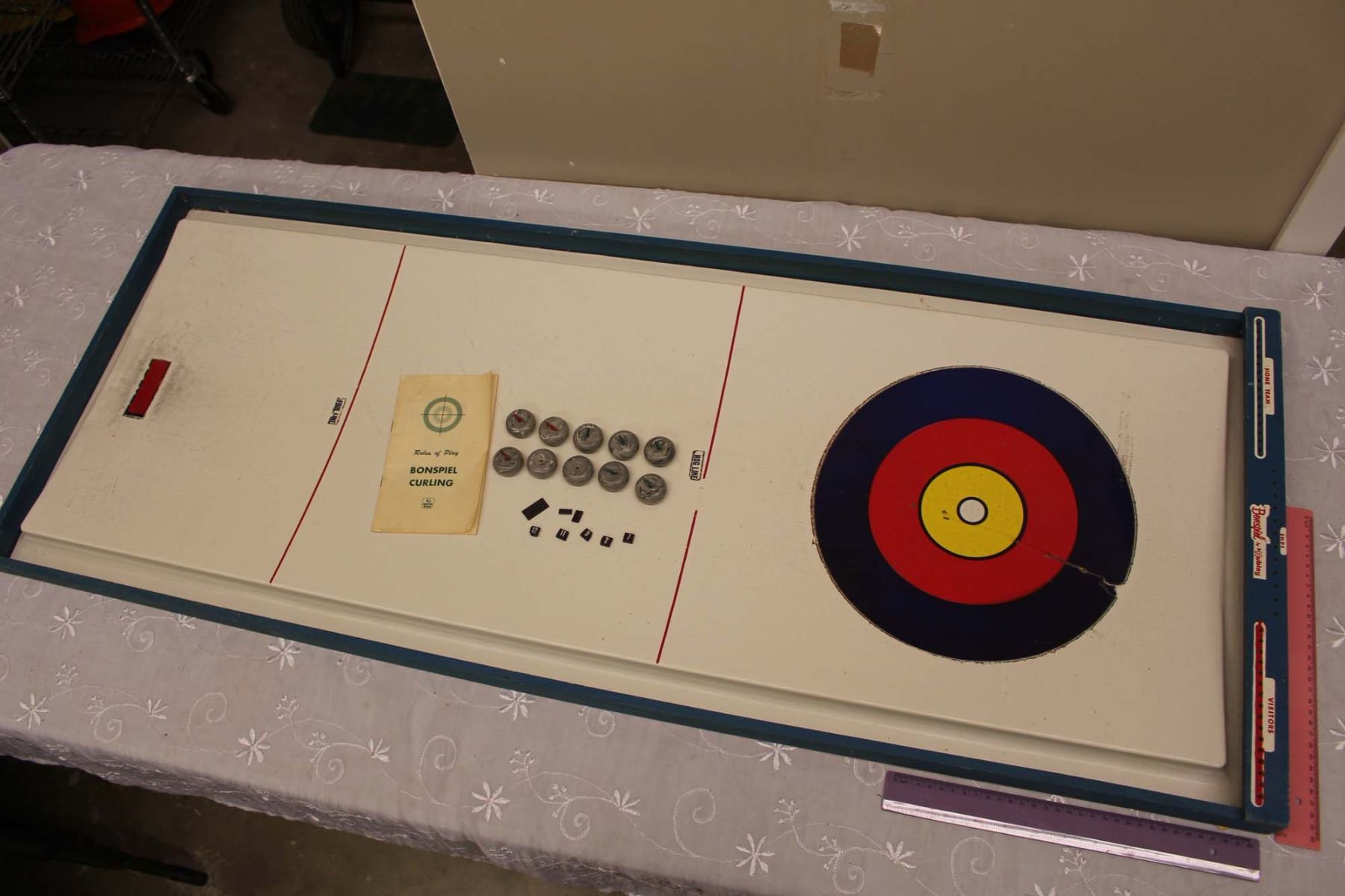 Vintage Bonspiel by Hubley Curling Board w/Rocks