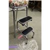 Image 3 : Vintage Stool/Chair 3ft Tall