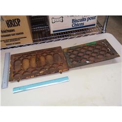 Vintage Cast Iron Grates (2)