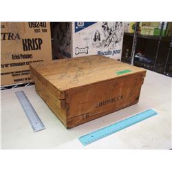 Vintage Wooden Storage Crate (Crumbles)