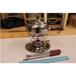 Fondue Set w/Burner & Forks